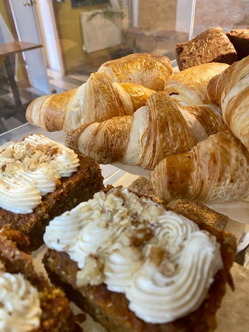 Wonky Tulip Coffee House · Photos 11